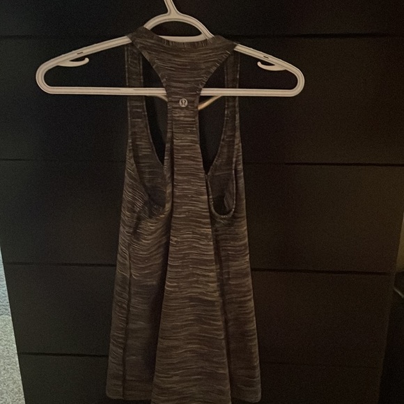 Lululemon swiftly tank, new pattern - Picture 2 of 2